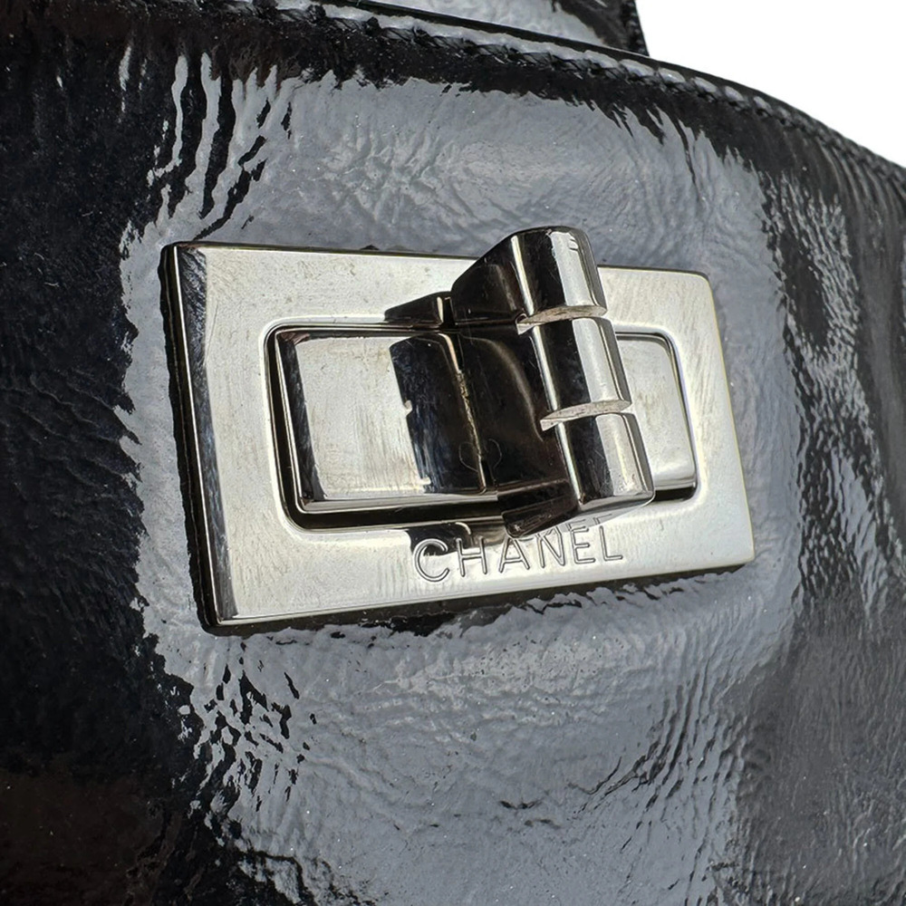 CHANEL Black Leather Bag - Picture 11 of 14